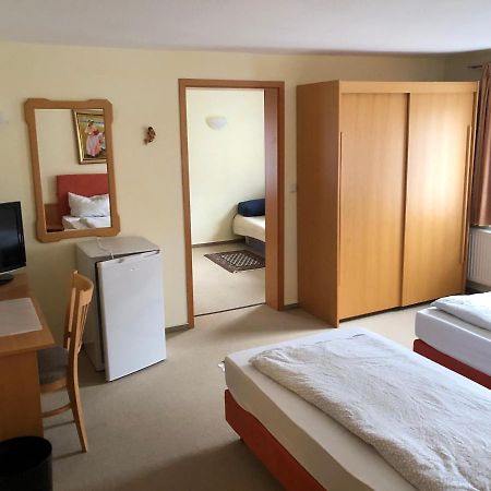 Monteurzimmer Thalfried Рула Экстерьер фото